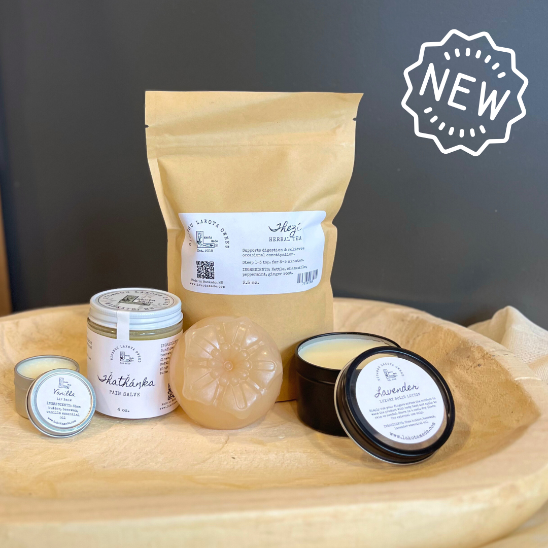 Wičhákȟuŋšitku (Grandmothers) Bundle