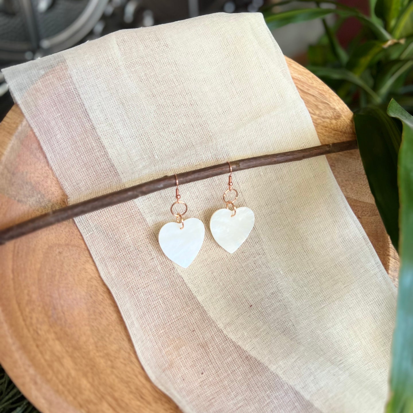 Rose Gold Dangly Heart Earrings (Medium)